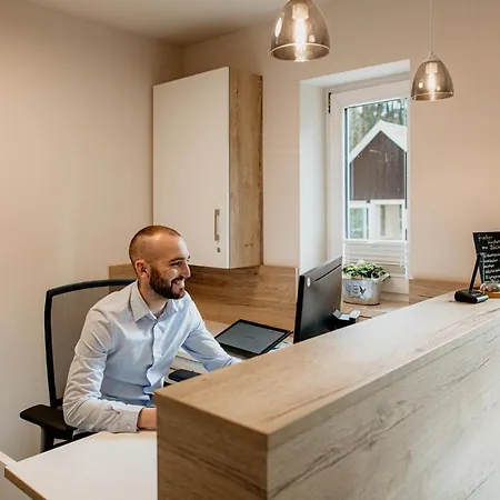 מלון Bergpension Laasen Perle ראטן