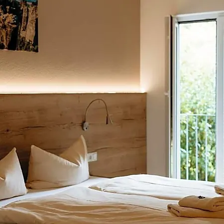 Bergpension Laasen Perle ホテル